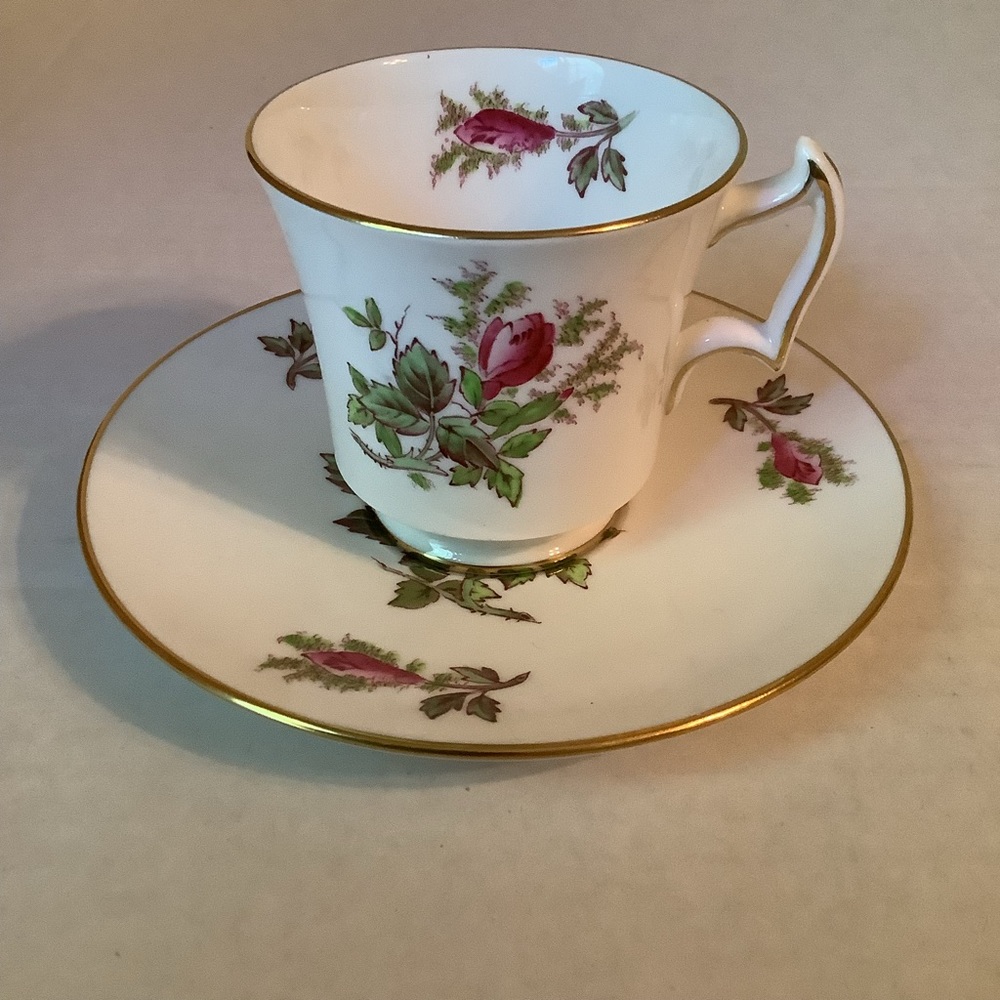 Royal Chelsea Bone China Teacup & Saucer Moss Ross